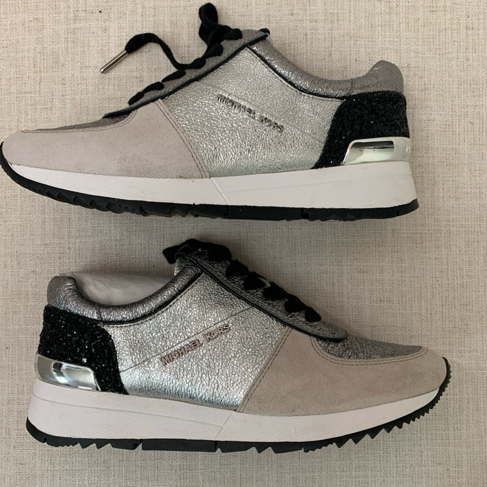 Michael Kors MK Women's Allie Trainer Leather (5.5M Sterling/Silver)